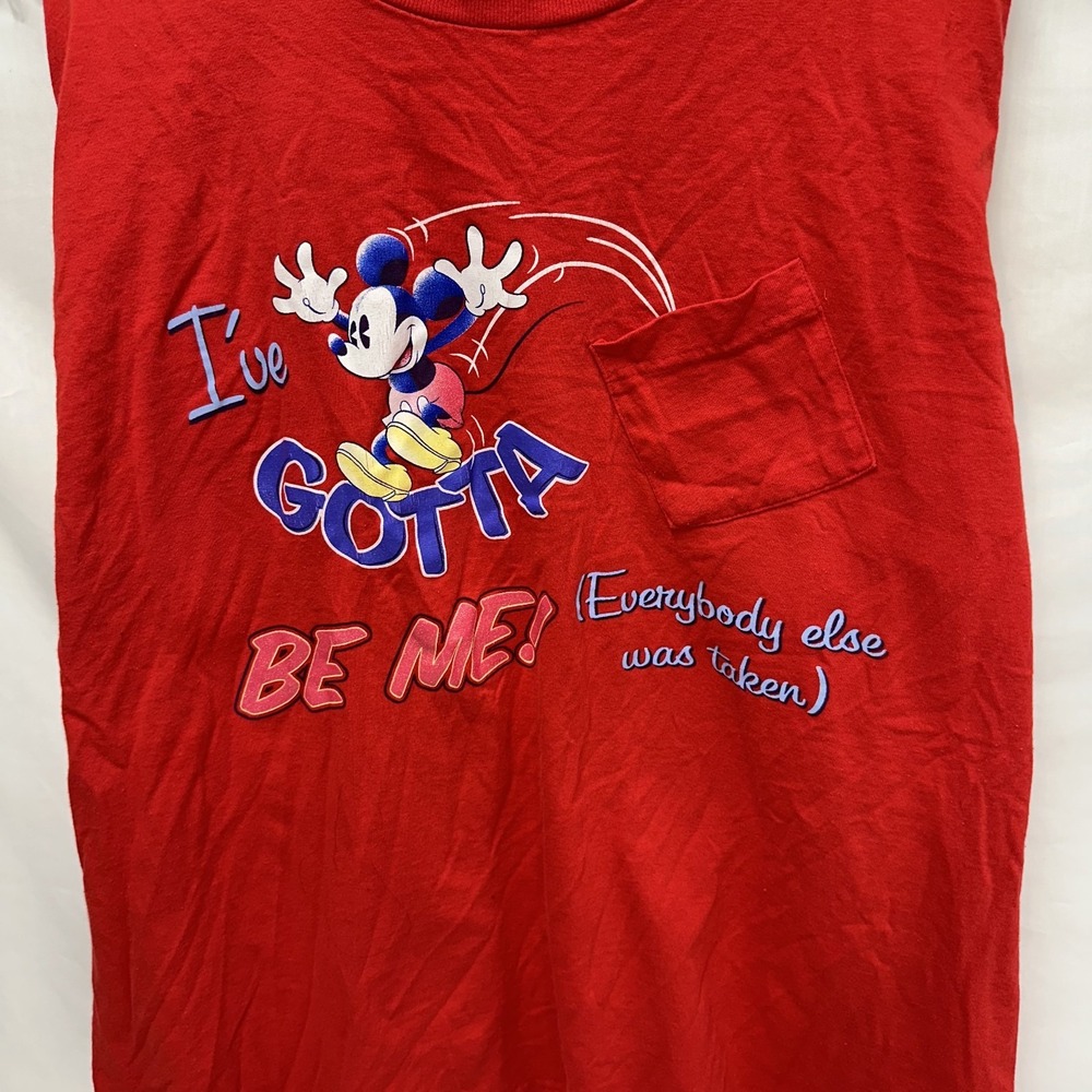 Mickey Unlimited I GOTTA Be Me Shirt Womens Size 2XL Red‎ Pocket Tee Vintage